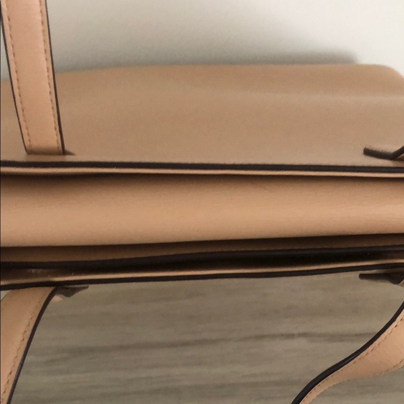 New DKNY Leather Totes - Picture 14 of 16